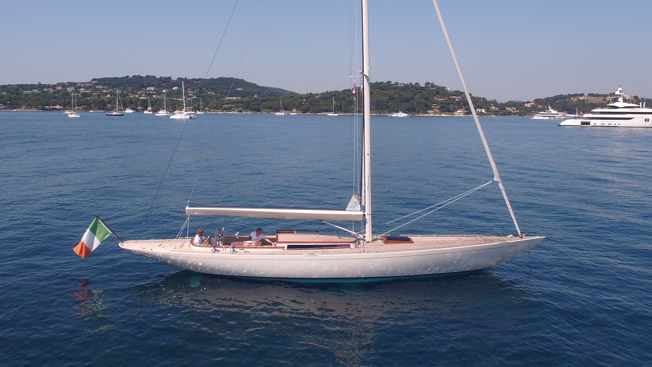 Hoek Design Eagle 54 NEW BUILD Series — foto 2 van 12