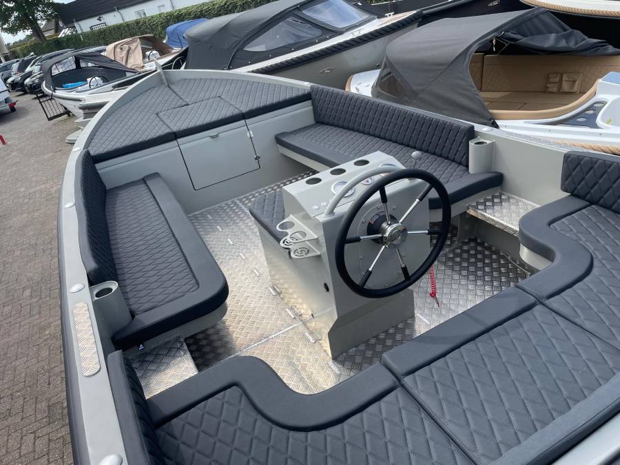 Steelfish 670 vaarklaar 60pk Honda grijs Loosdrecht — foto 8 van 8