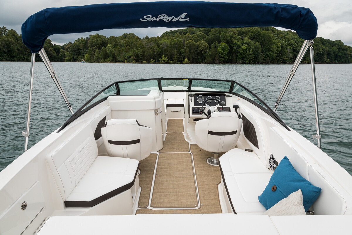 Sea Ray SPX 230 Outboard — foto 8 van 10