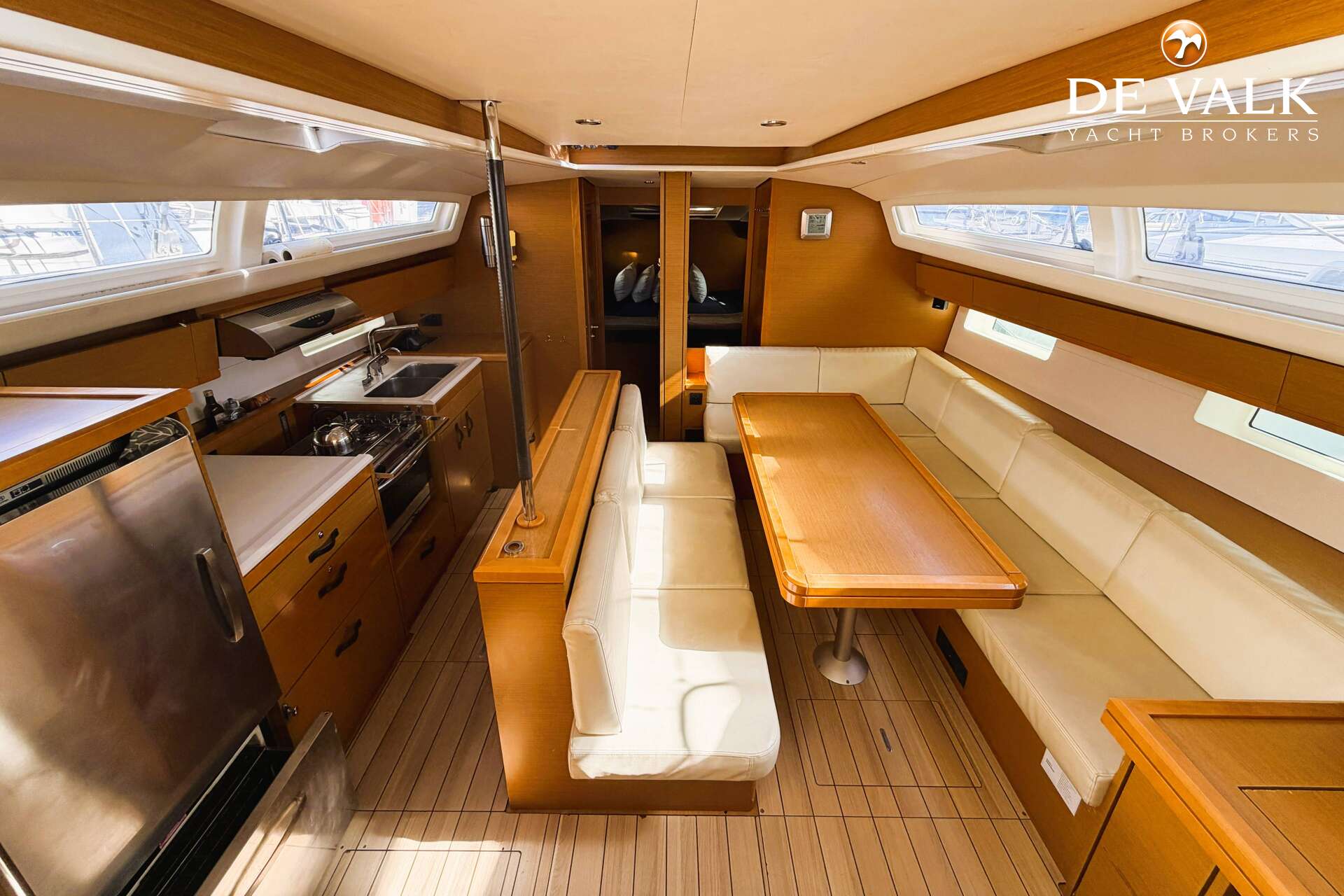 Jeanneau 54 — foto 21 van 39