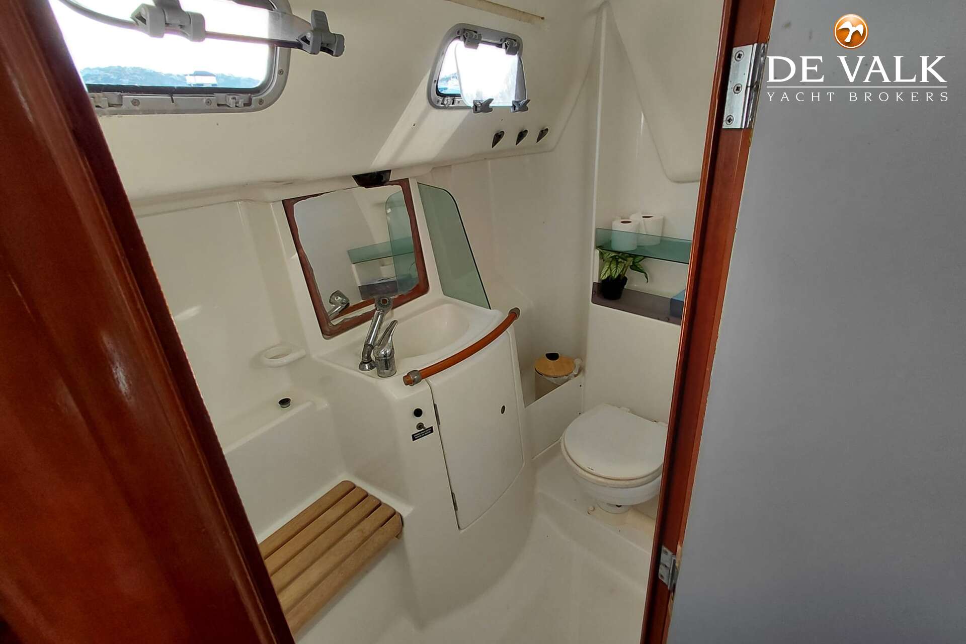 Beneteau Oceanis 323 — foto 22 van 25