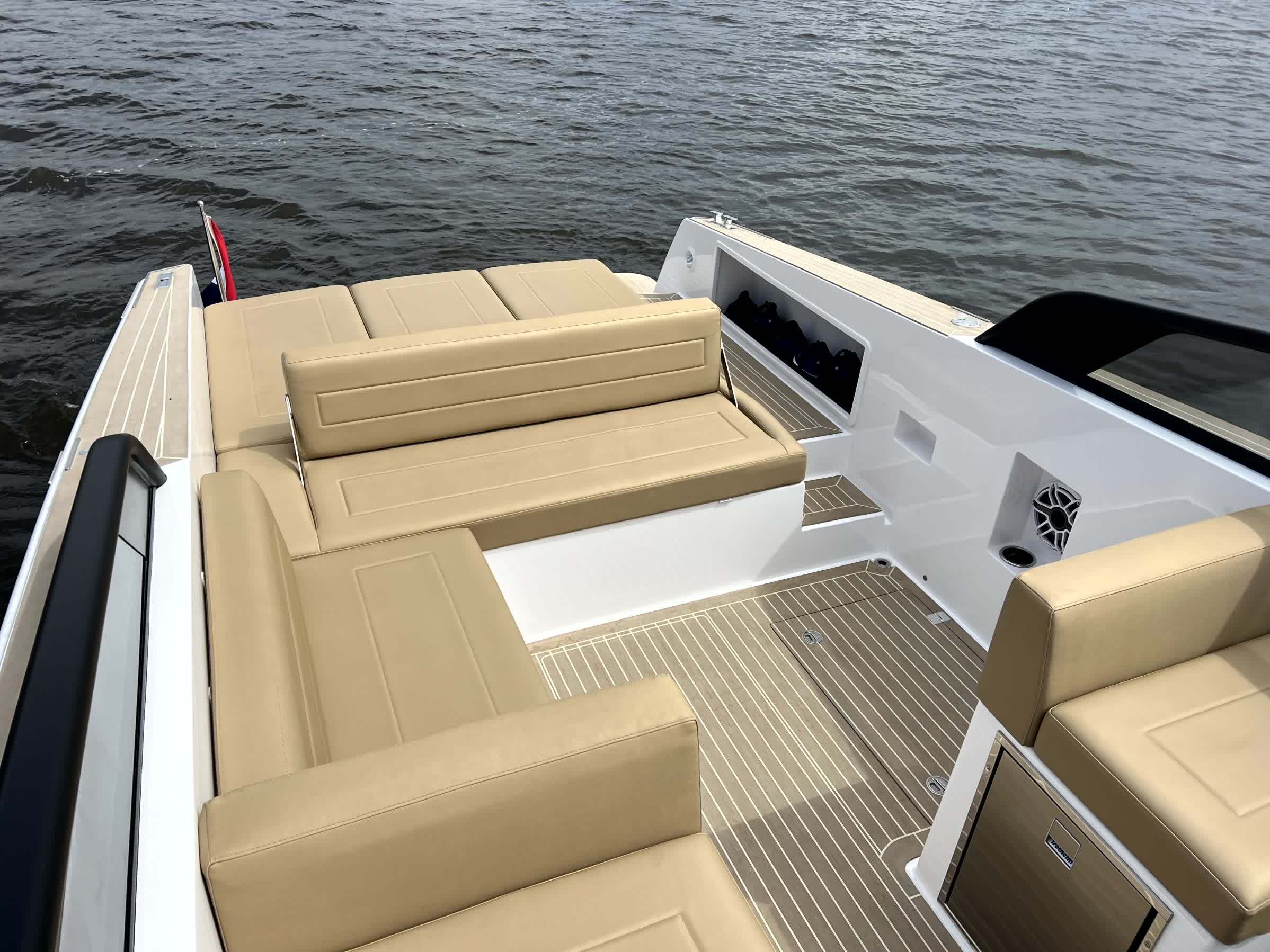 VanDutch 32 - Goldfinger — foto 12 van 20