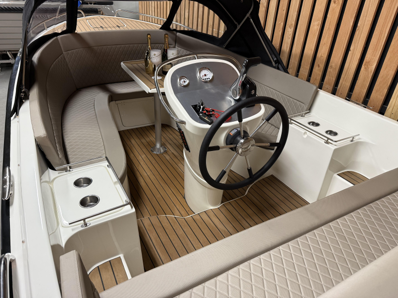 Primeur 620 Exclusive 60pk Suzuki Nieuw — foto 4 van 12