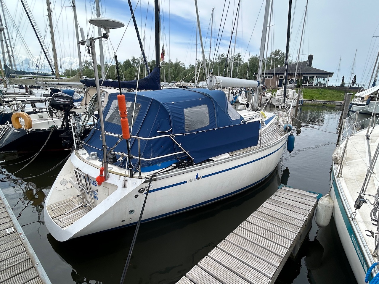 Bavaria 320 — foto 2 van 7