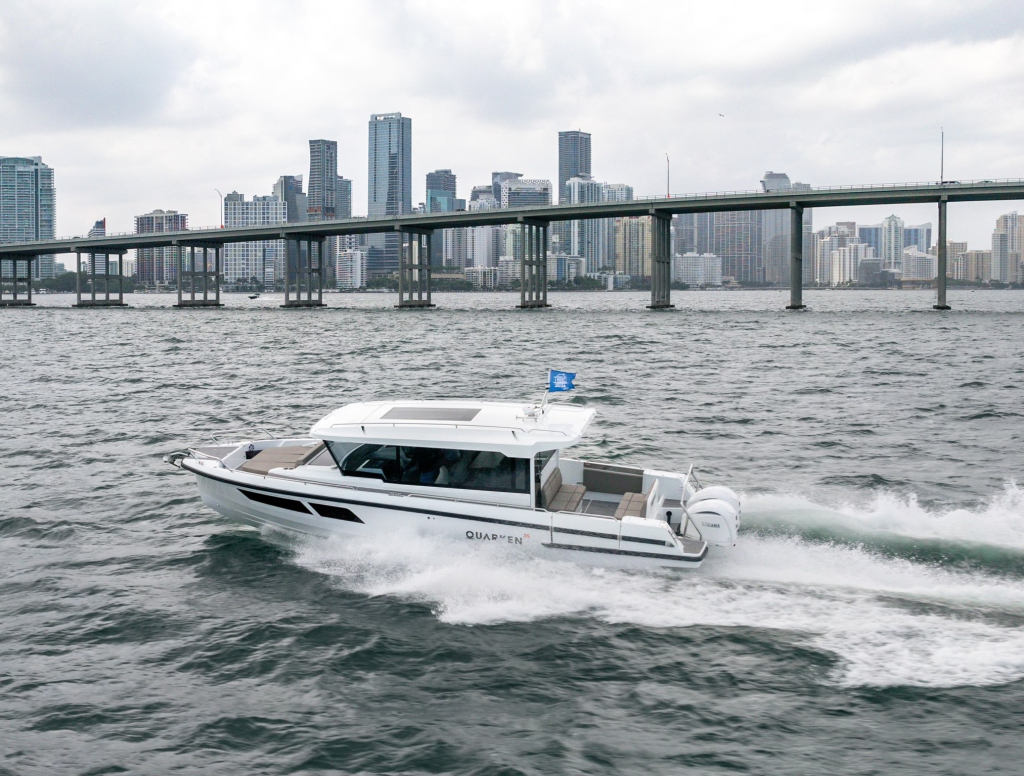 Quarken 35 Cabin + 2xF300 Yamaha — foto 18 van 65