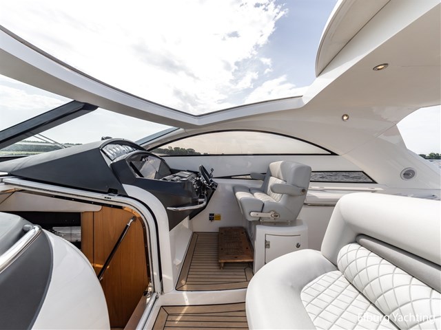 Sunseeker Portofino 53 — foto 51 van 86