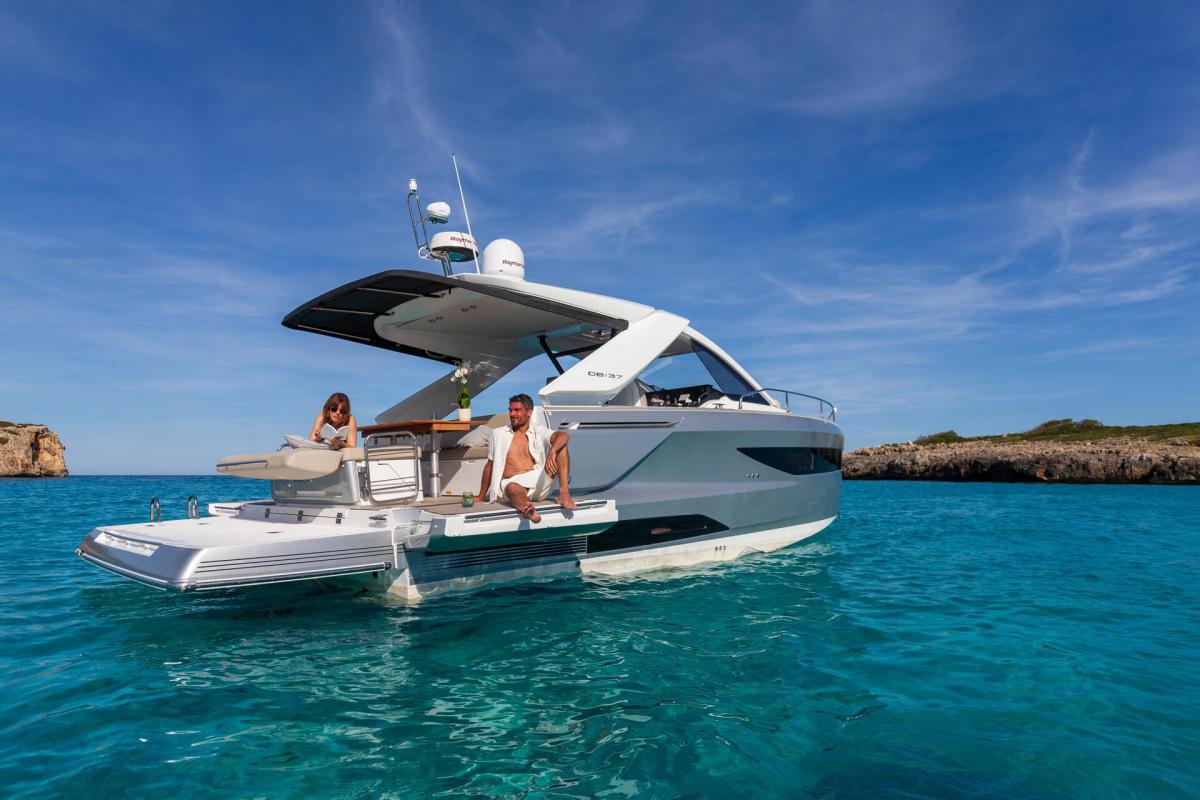 JEANNEAU DB-37 — foto 1 van 36