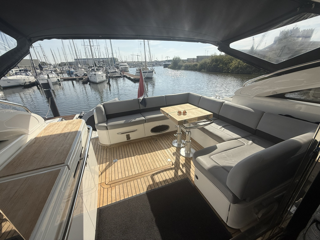 Princess V52 — foto 8 van 36