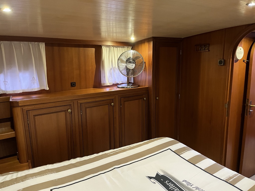 Blauwe Hand Trawler 1400 — foto 22 van 39