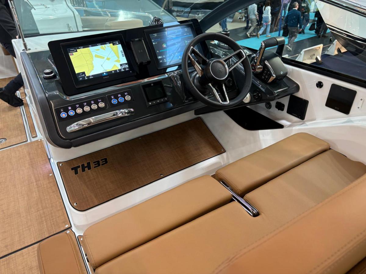 Jeanneau TH33 Twin-Hull — foto 11 van 29