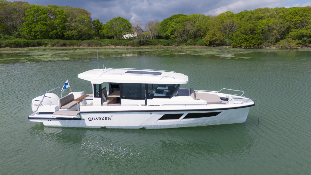 Quarken 35 Cabin + 2xF300 Yamaha — foto 31 van 65