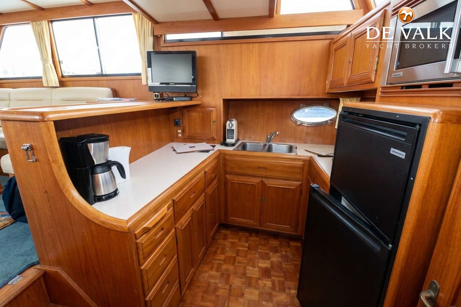 Ocean Alexander 44 Motoryacht — foto 24 van 36