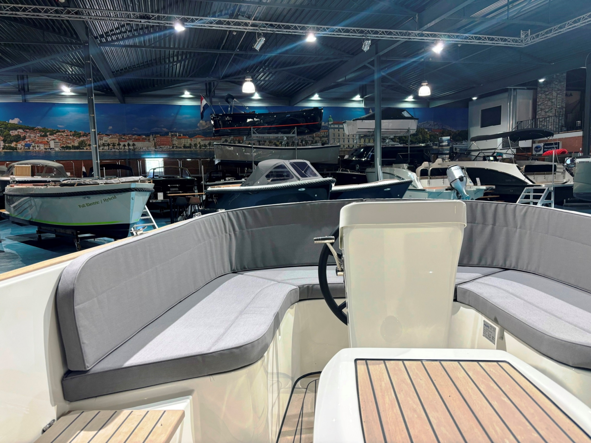 Antaris Fifty5 met vetus 27 pk - op voorraad — foto 11 van 12
