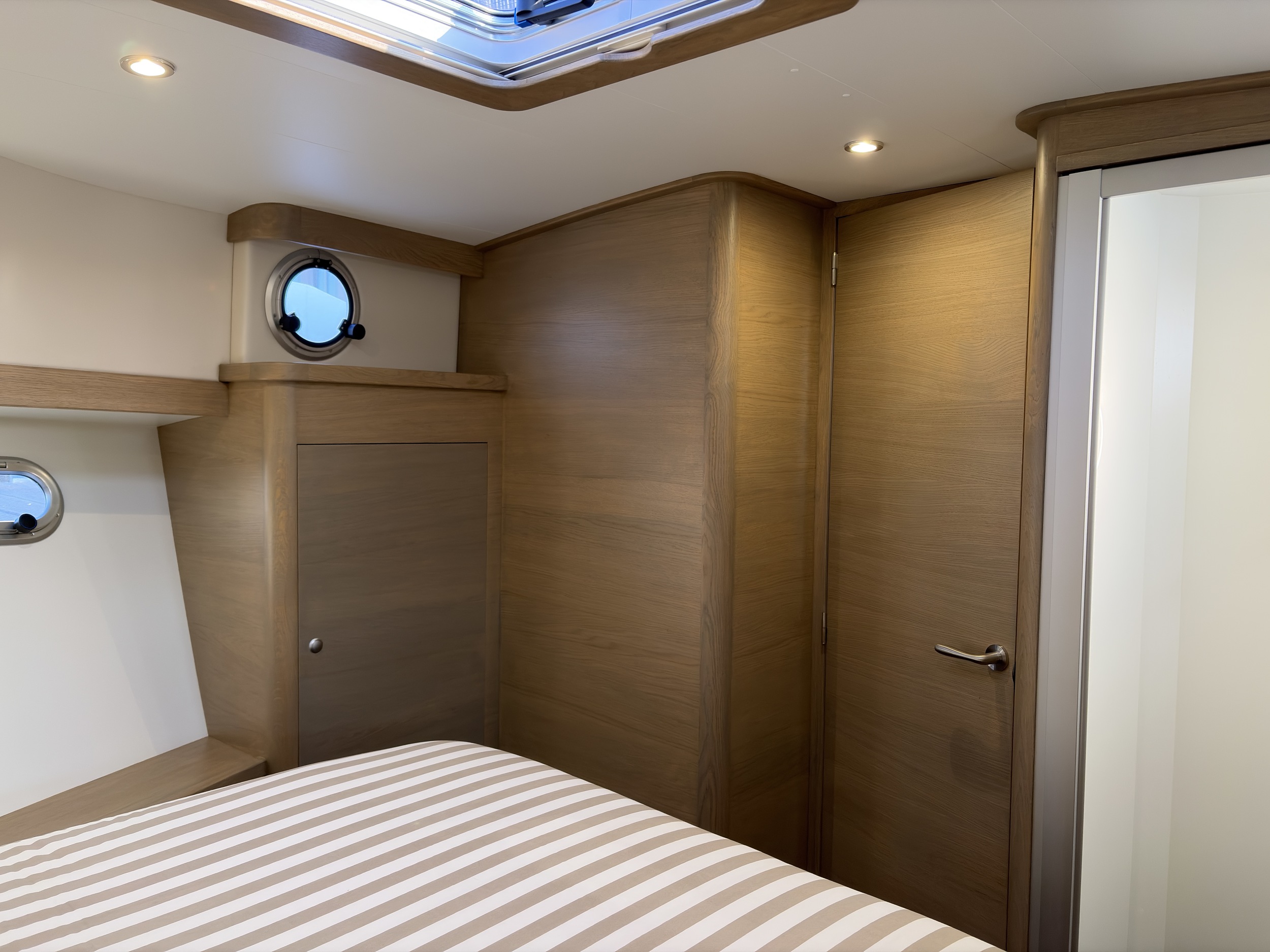 Vedette 37 Cabin Comfort Line — foto 25 van 28