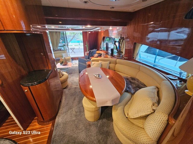 Elegance 70 Flybridge - BluYachting — foto 11 van 12