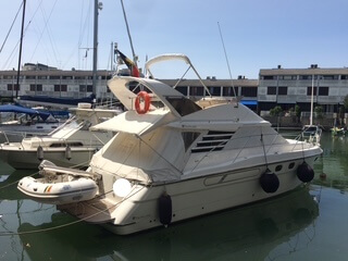 Fairline Phantom 37 - BluYachting — foto 1 van 12