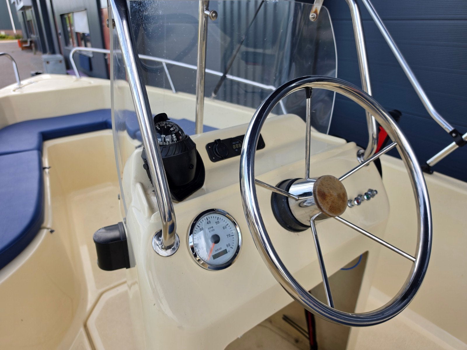 Snelle Freedom 515 + Parsun 40PK *2019* Powertrim-Biminitop — foto 5 van 14