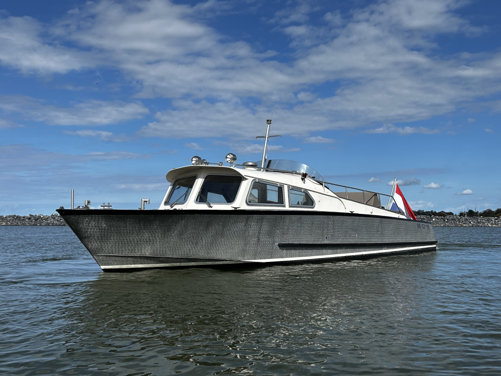 Patrouille vaartuig 1100 Met ruim zonnedek! — foto 6 van 54