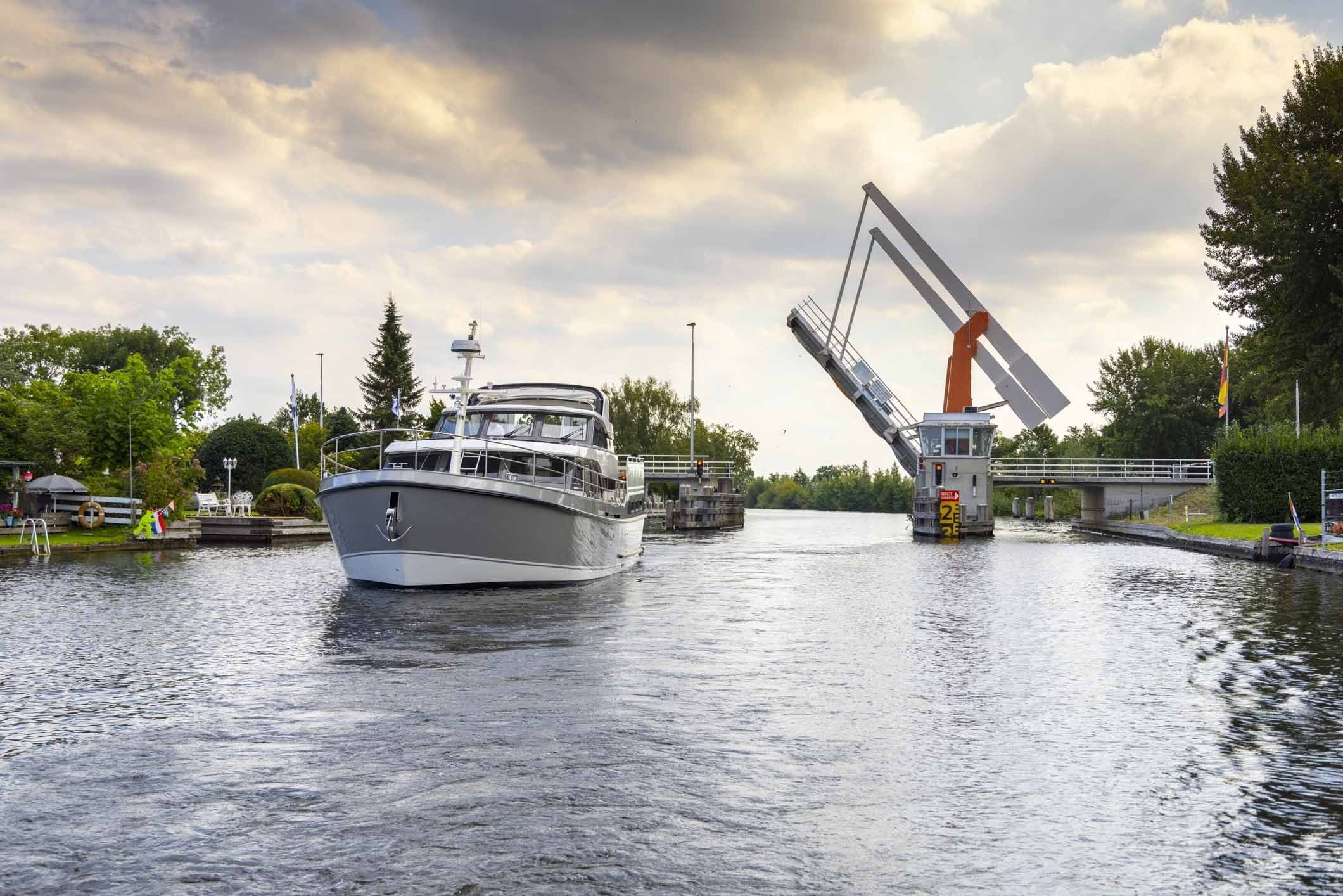 Linssen 55 SL AC Variotop® — foto 15 van 131