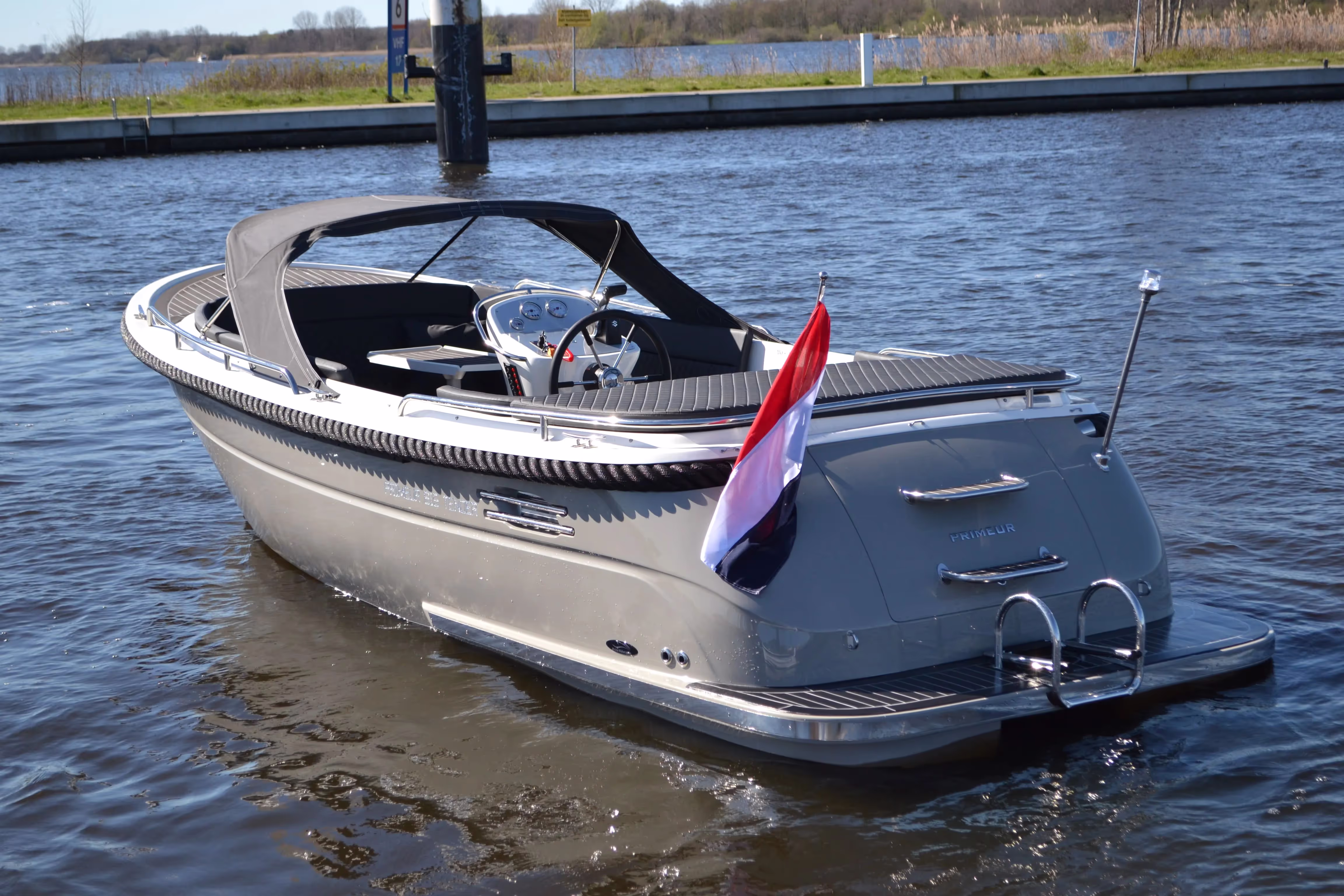 Primeur 615 Tender — foto 2 van 12