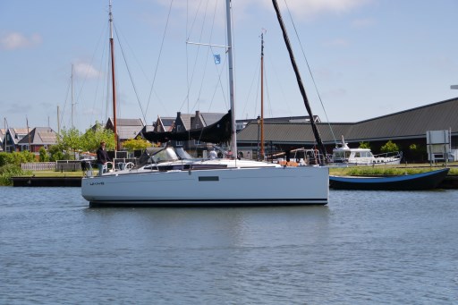 Jeanneau Sun Odyssey 349 (2018) — foto 2 van 12