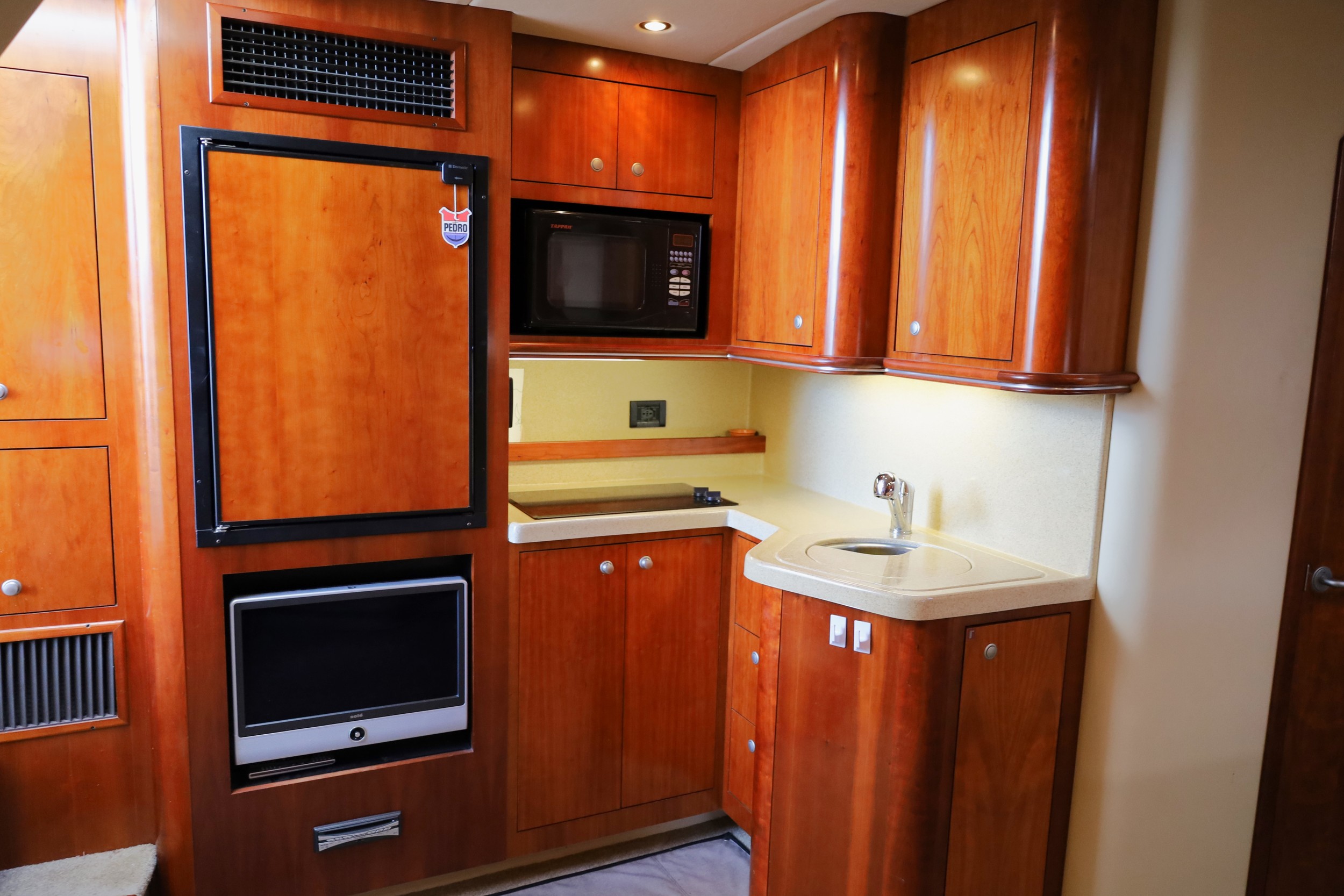Cruiser Yachts 370 Express — foto 20 van 31