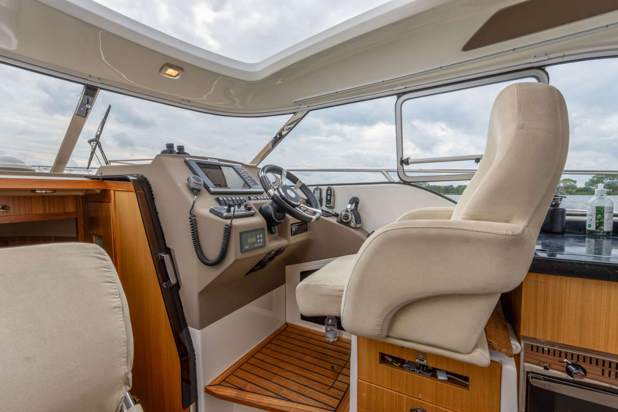 Marex 370 ACC — foto 8 van 63