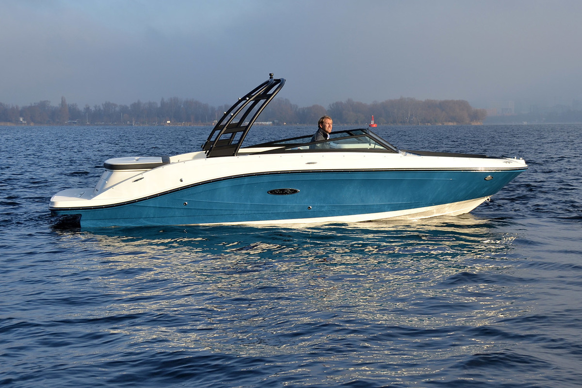 Sea Ray SPX 230 — foto 4 van 42