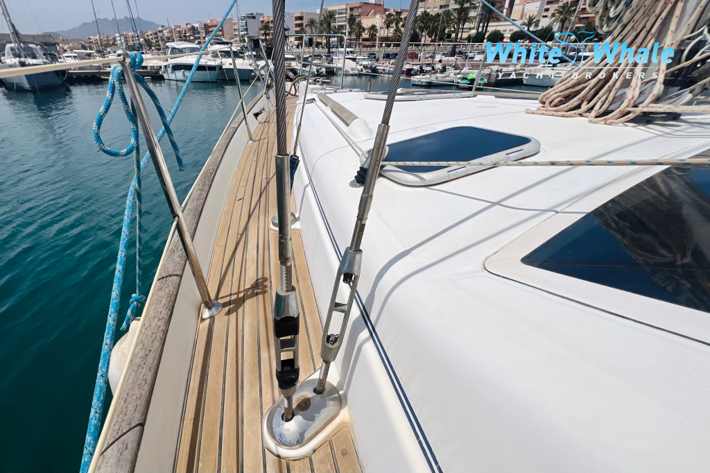 Beneteau Oceanis 42 CC — foto 7 van 45