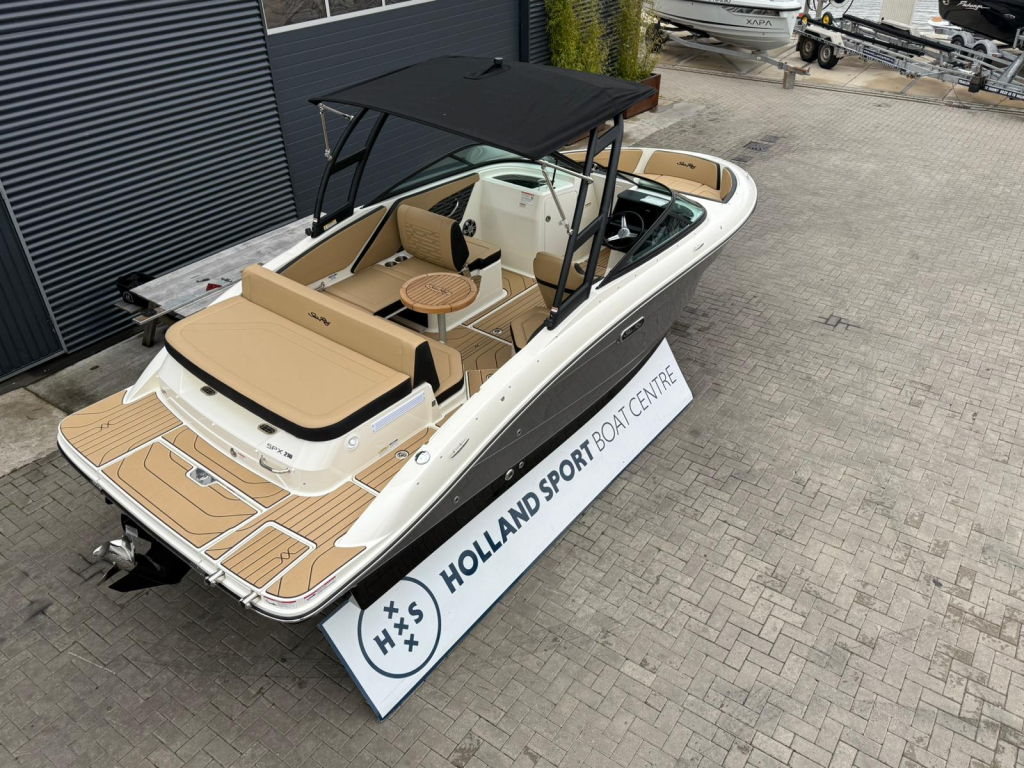 Sea Ray 210 spx — foto 18 van 38