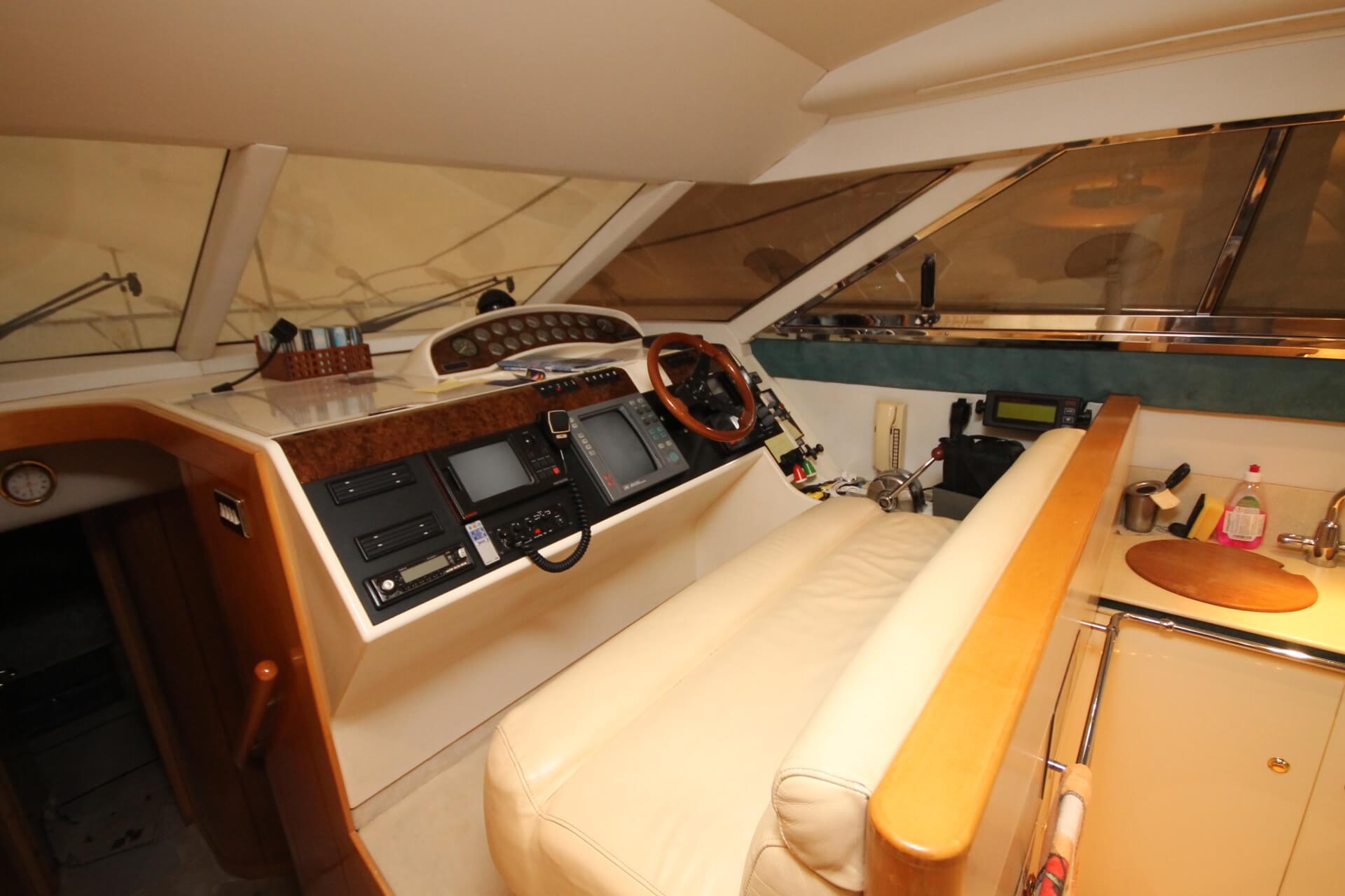 Fairline 56 Squadron - BluYachting — foto 9 van 12