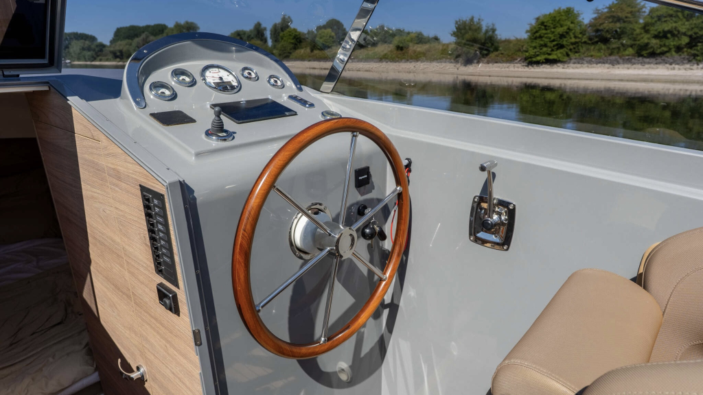Antaris  Seventy 7  — foto 8 van 25