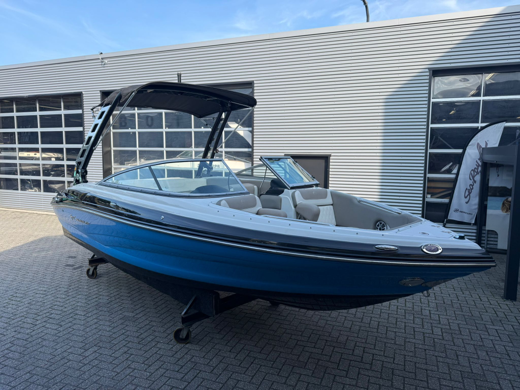 Crownline 225 SS — foto 12 van 12