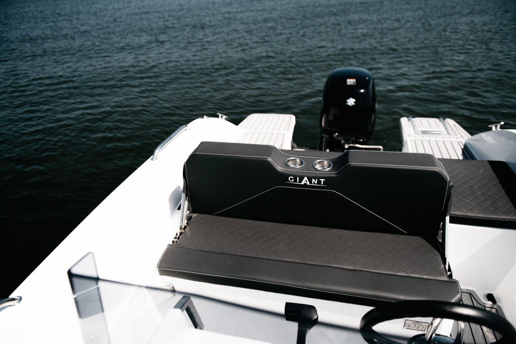Giant 530 sport consoleboot — foto 6 van 9