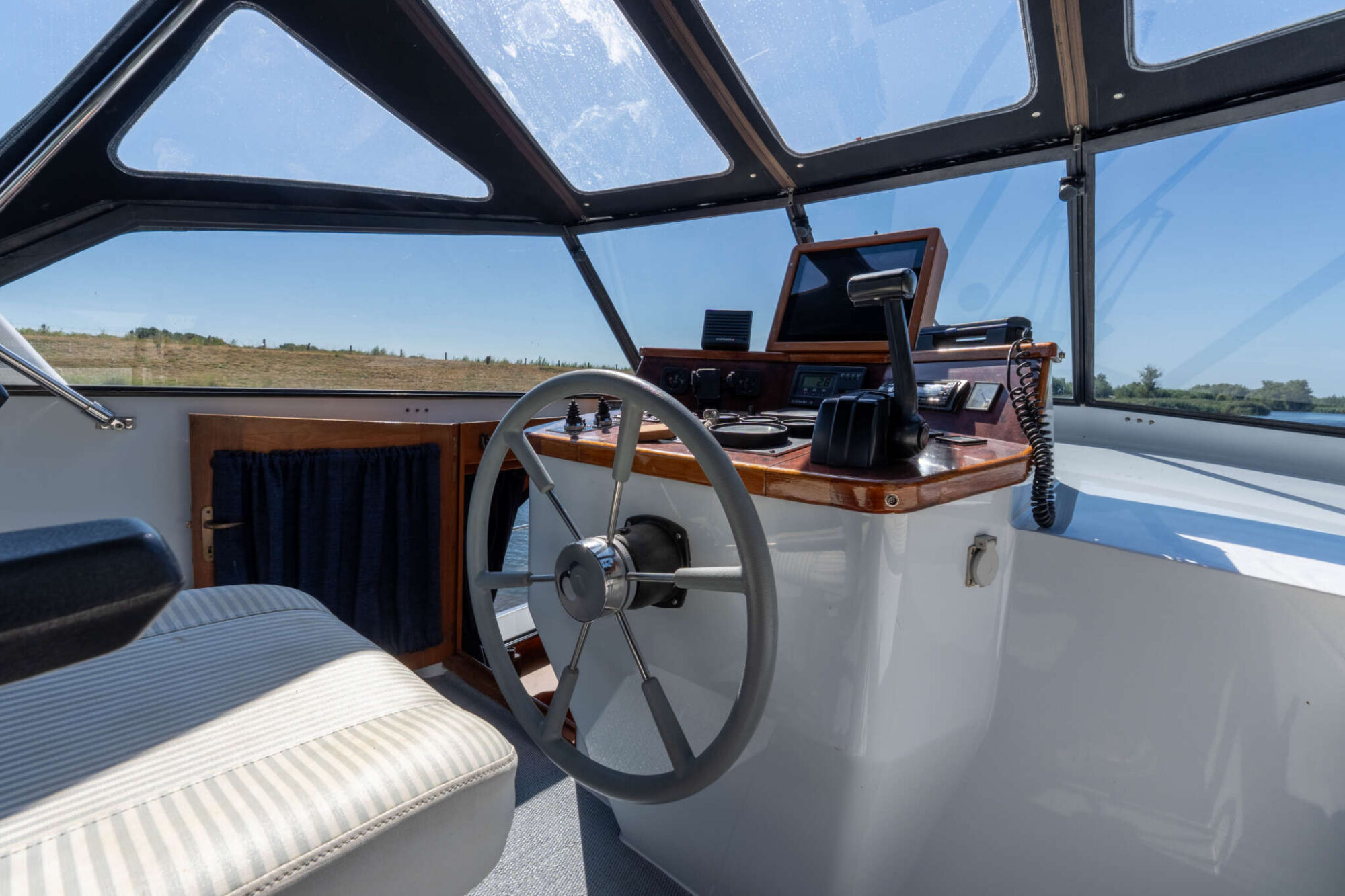 Explorer Classic 14.00 AK Cabrio — foto 44 van 49