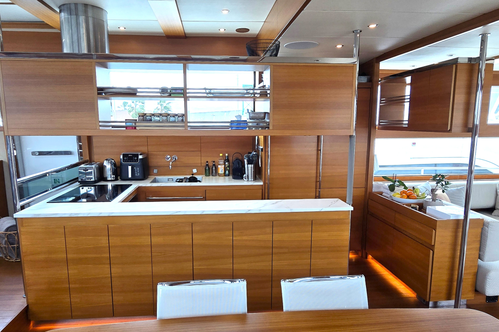 Delta Powerboats 88 Carbon — foto 25 van 75