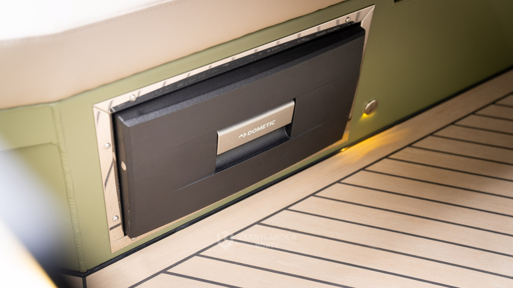 Qualia QT20 E | Elektrische aluminium tender — foto 24 van 24
