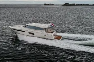 Prestige 560S — foto 38 van 239
