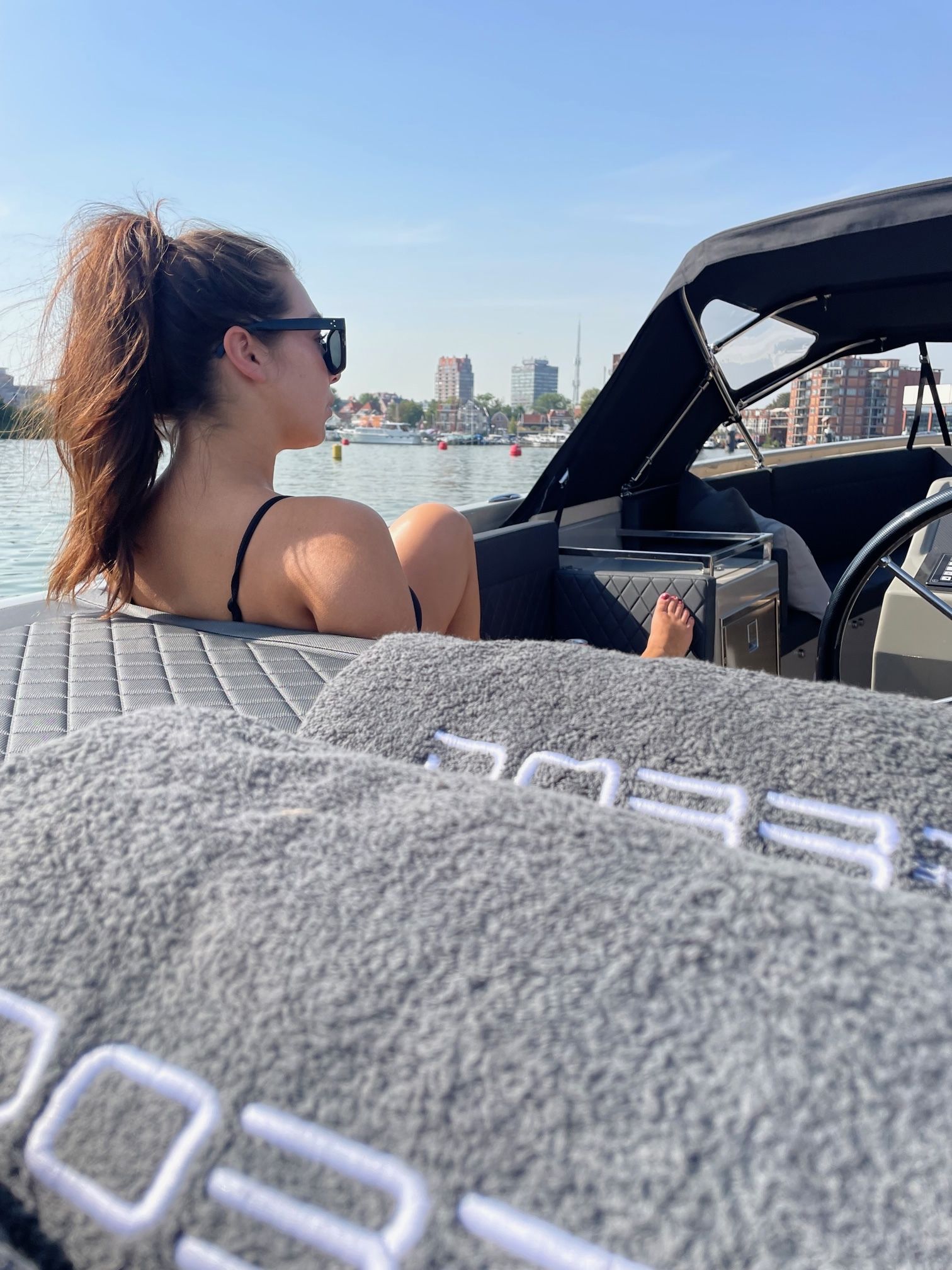 DOBBER 750 Tender — foto 12 van 14