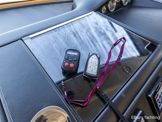 Princess V62 — foto 15 van 88