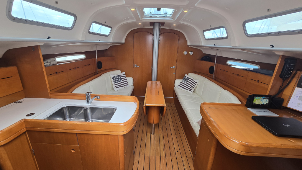 Beneteau First 40.7 — foto 20 van 35