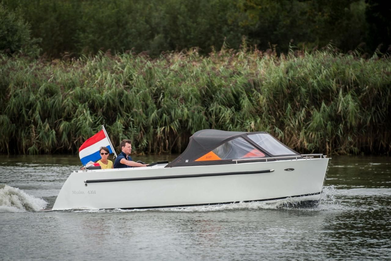Maxima 730 tender — foto 3 van 28