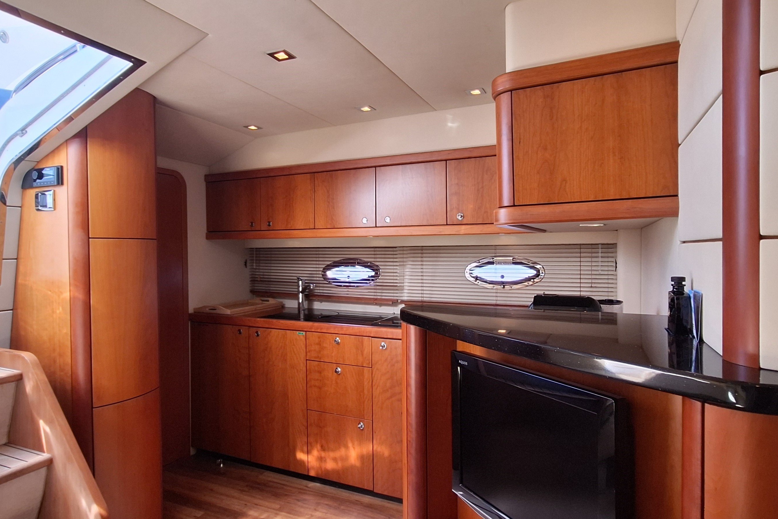 Sunseeker Portofino 47 — foto 62 van 92