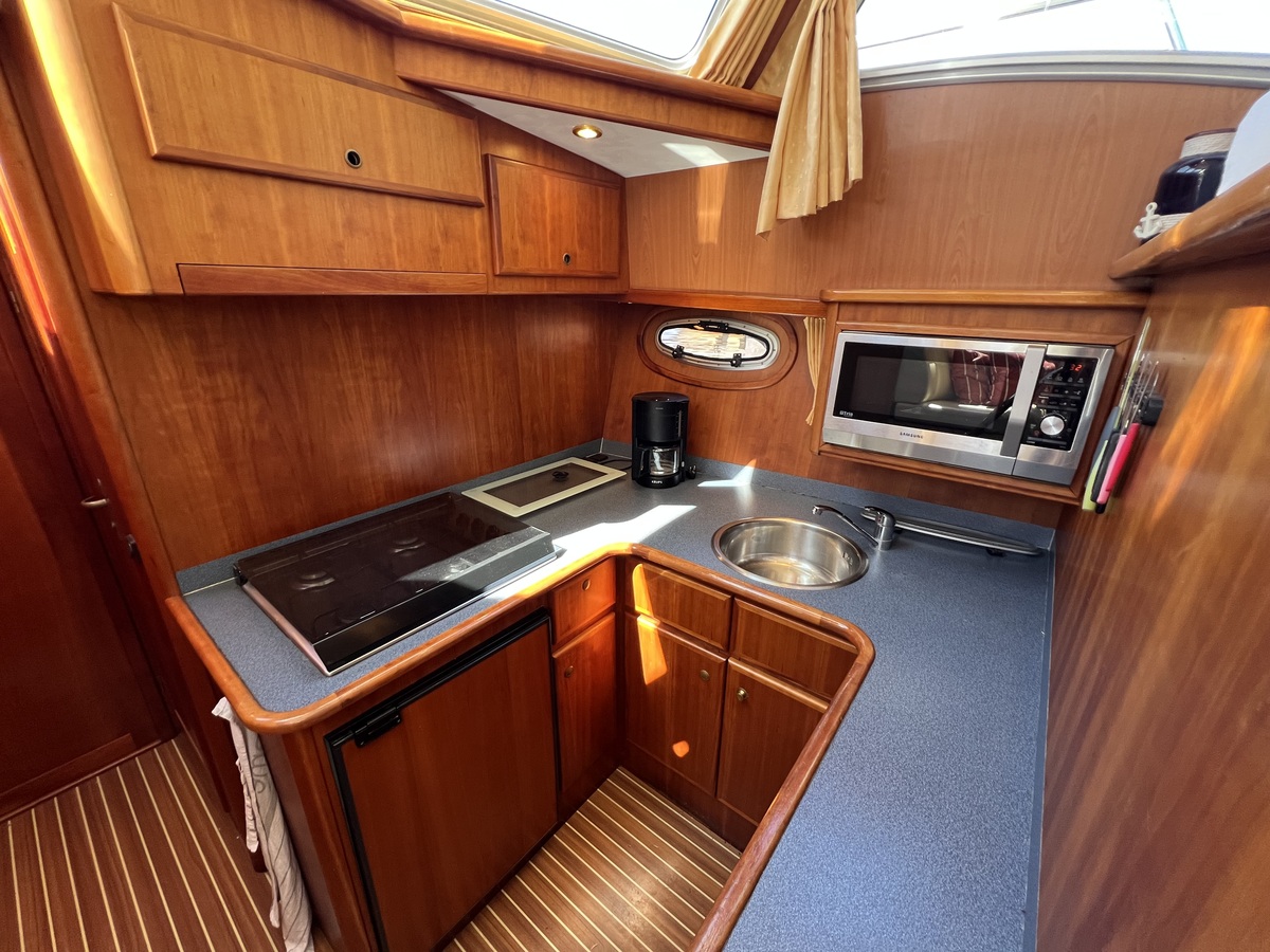 Babro Newline Newline 42 — foto 11 van 11