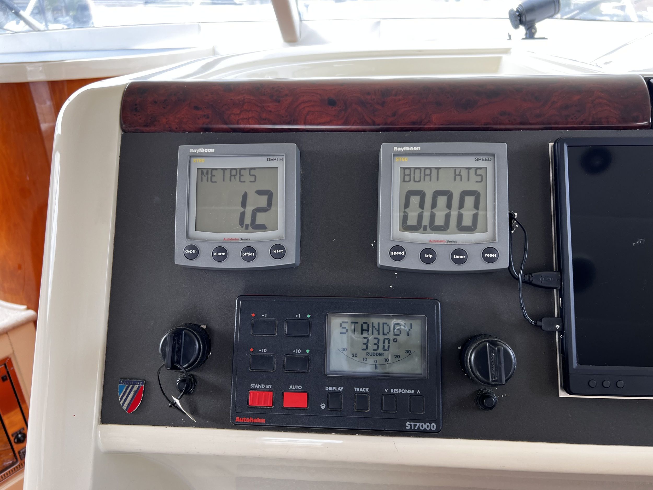Fairline Phantom 42 — foto 3 van 4