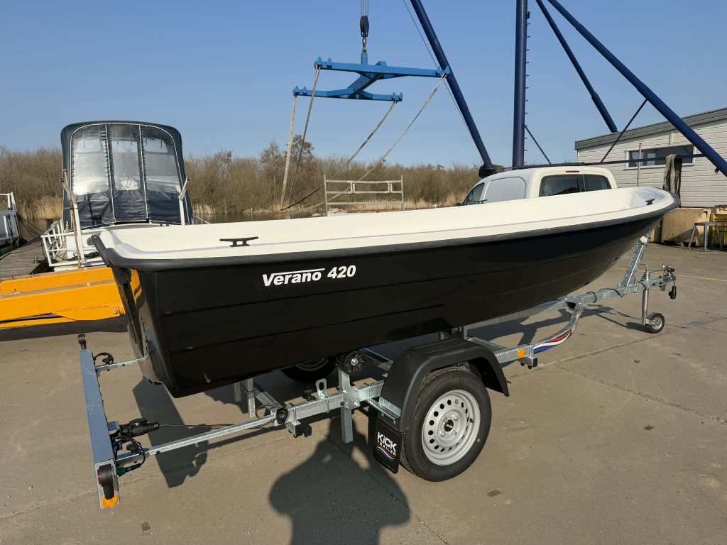 Verano 420 + 4 PK Tohatsu Four Stroke * — foto 1 van 5