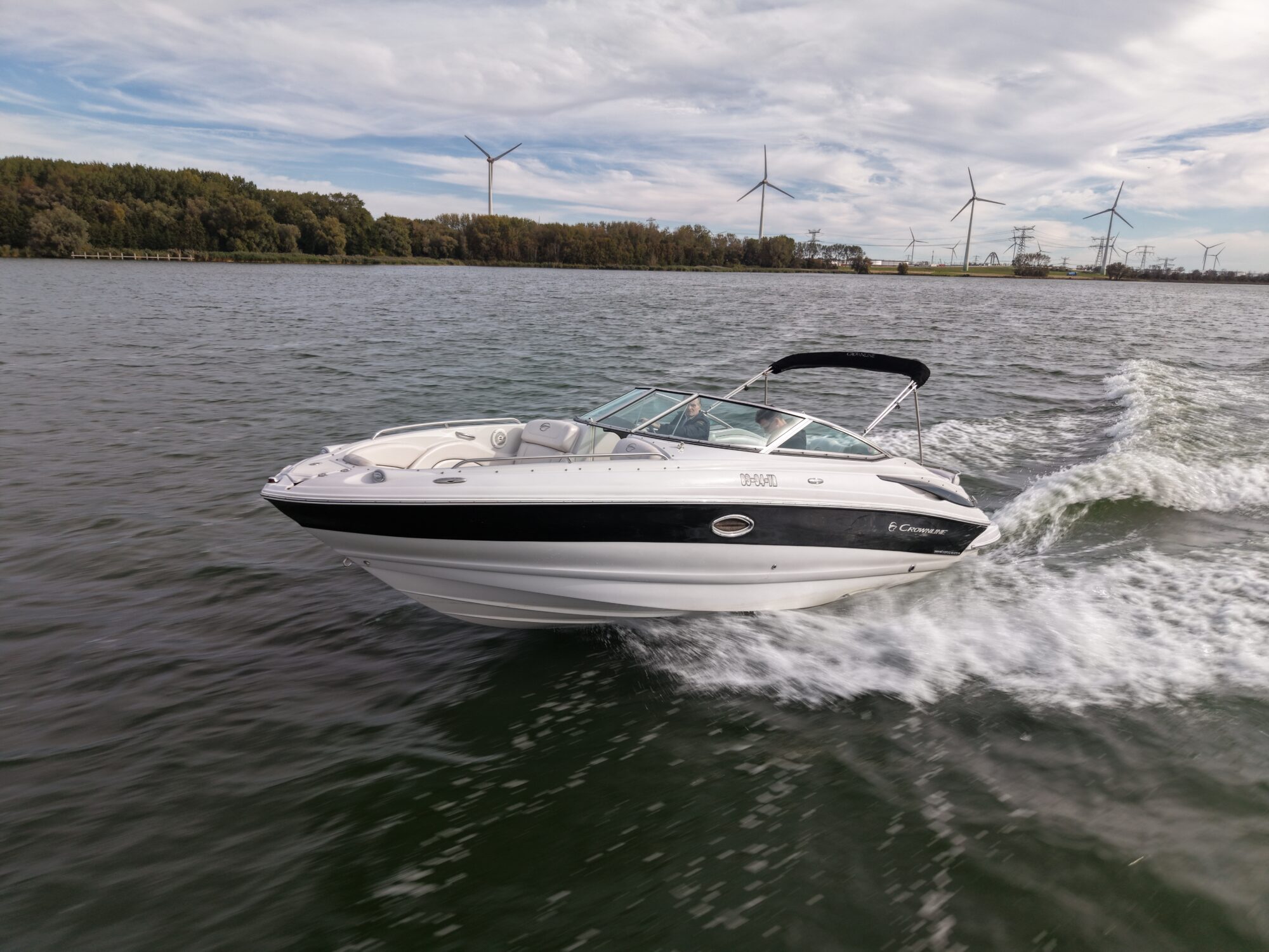 Crownline 265 SS — foto 1 van 30