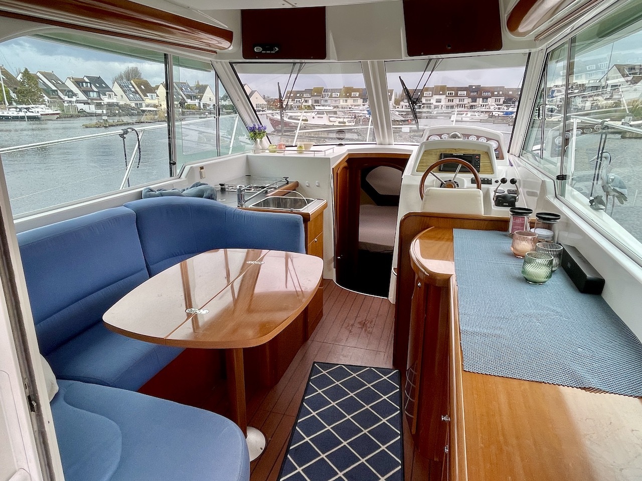 Beneteau Antares 9.80 — foto 11 van 33