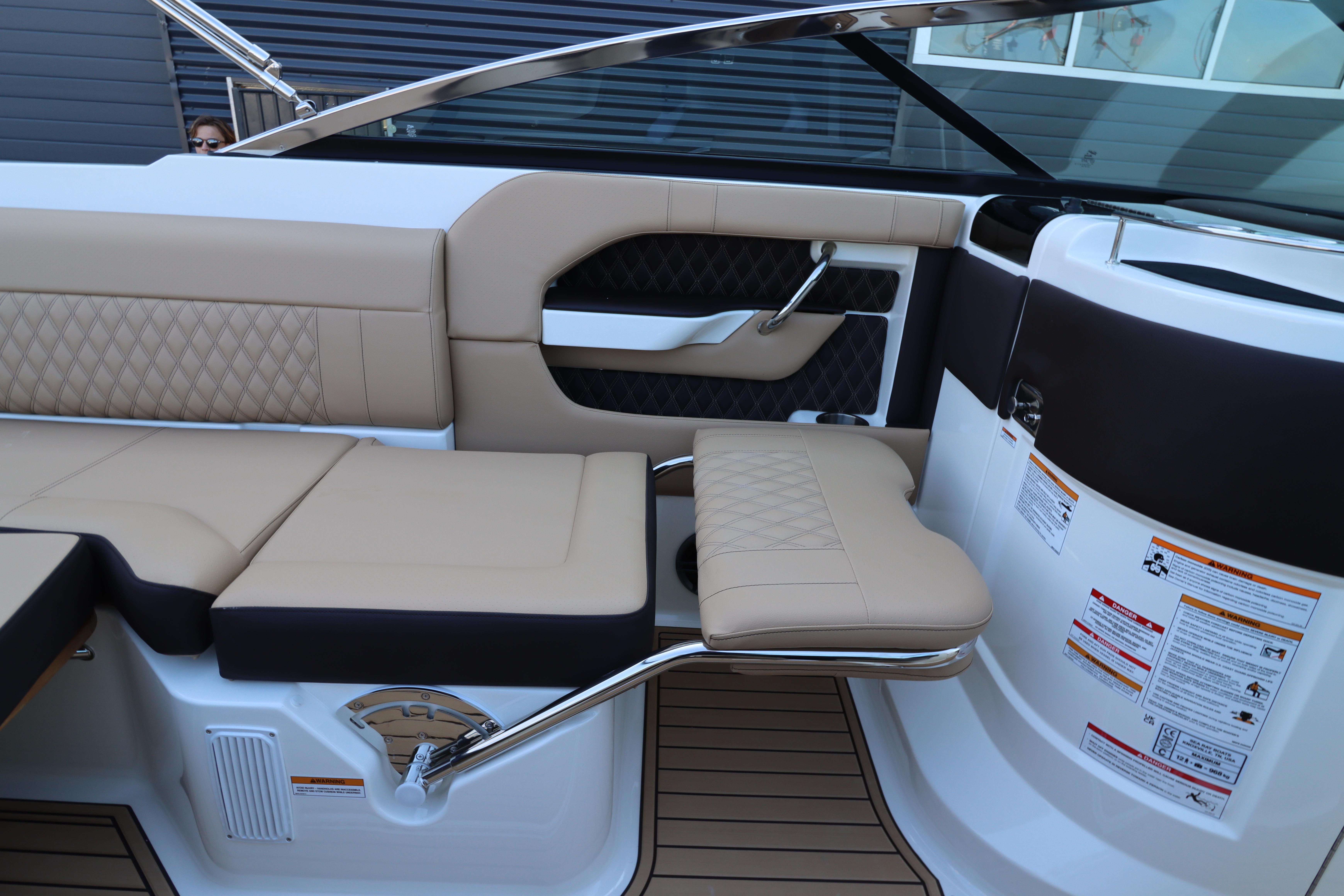 Sea Ray SLX 250 — foto 10 van 39