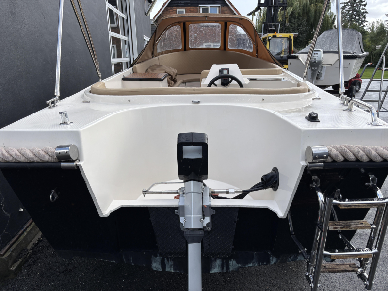 Anker 540 rs | Sloep | Torqeedo 3.0 | — foto 8 van 12